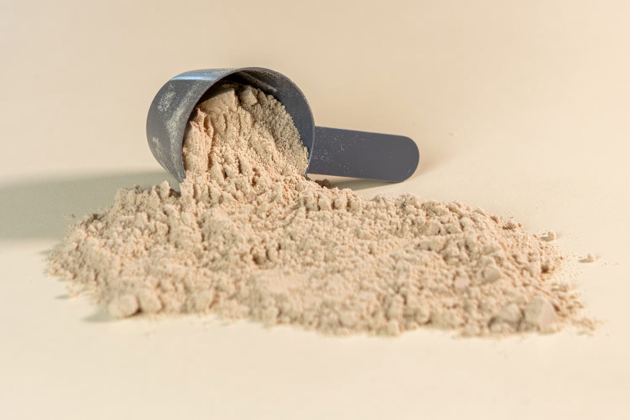 Top Rated clean protein powder UK for Lean Muscle Building